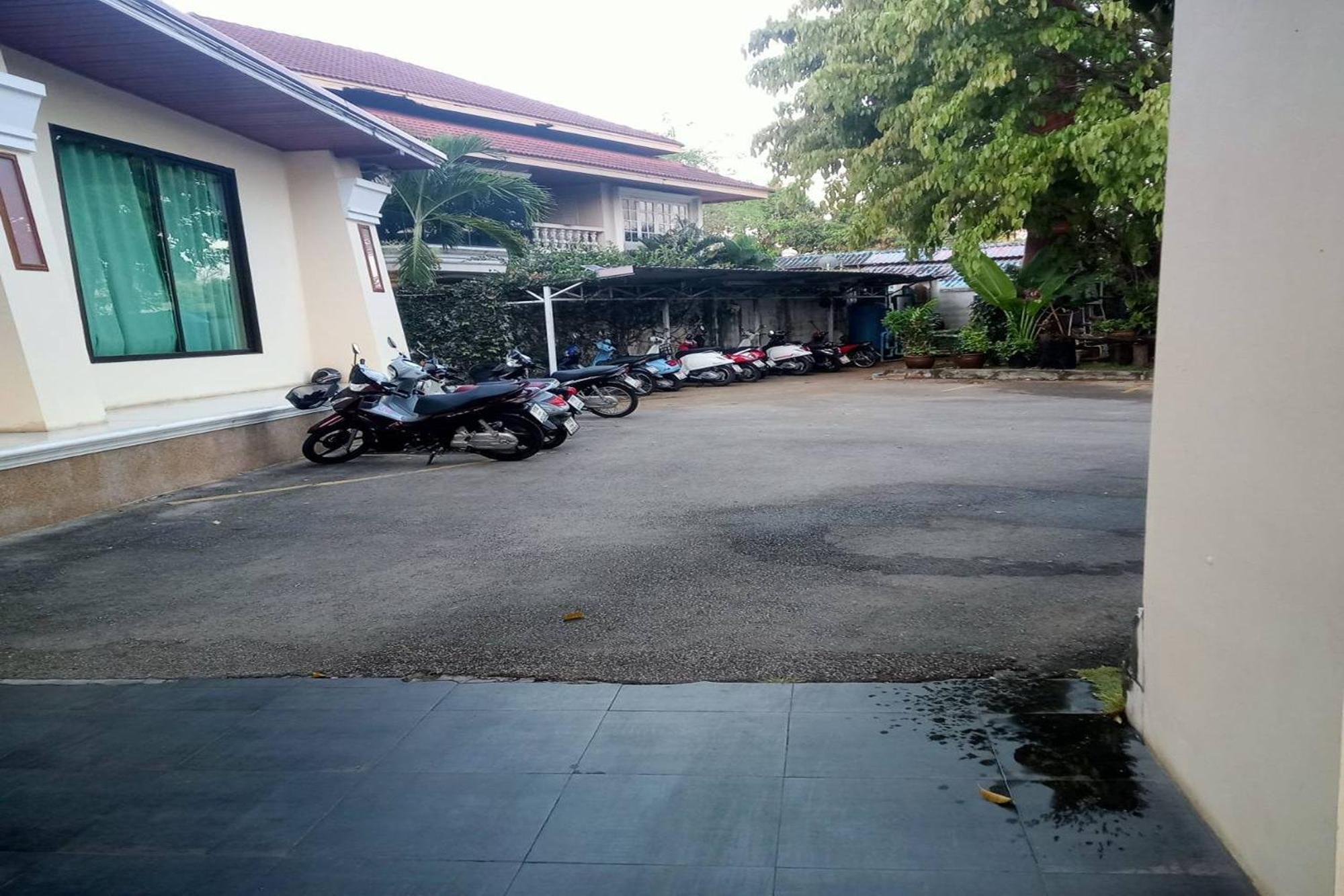 Good View Residence Lampang Exterior foto